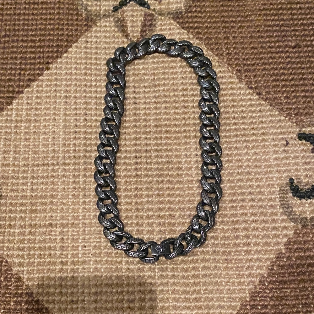 Versace chain necklace ❤️‍🔥🍒